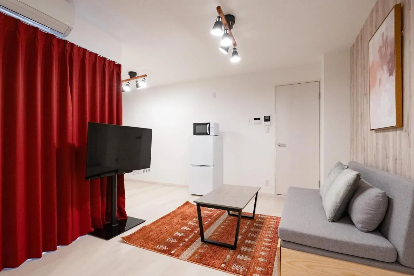 Rufura Fukushima Apartment Osaka