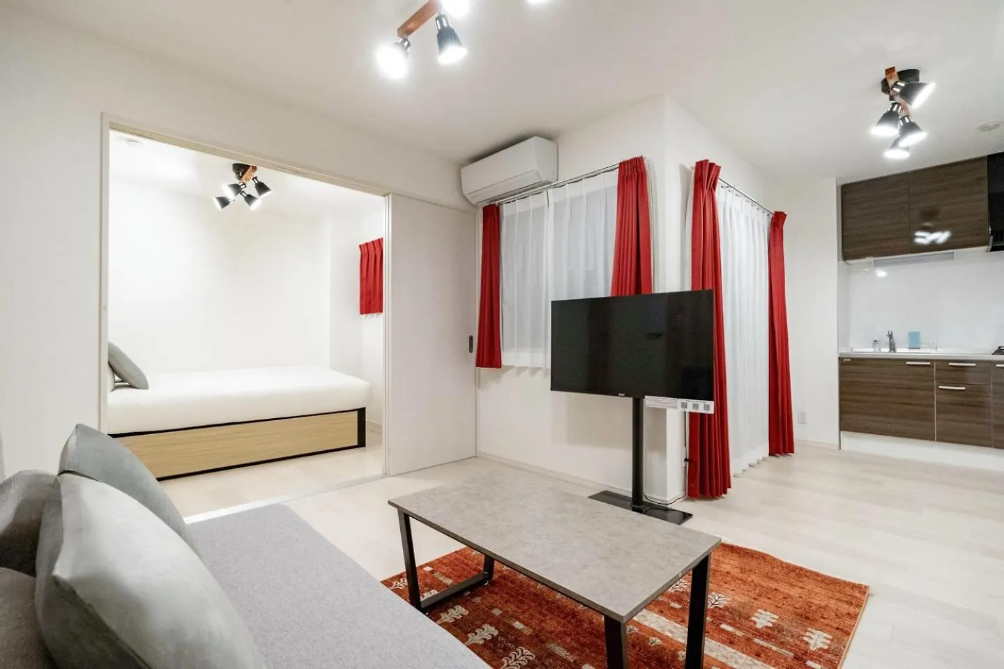 Rufura Fukushima Apartment Osaka