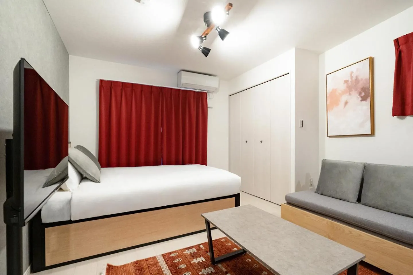 Rufura Fukushima Apartment Osaka